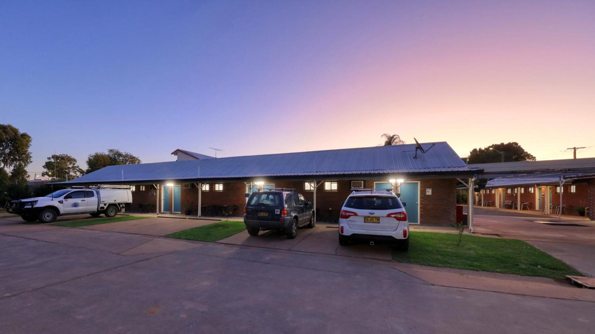 The Major Mitchell Motel Bourke Buitenkant foto